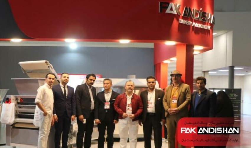 پاک اندیشان واحد نمونه ملی در روز صنعت